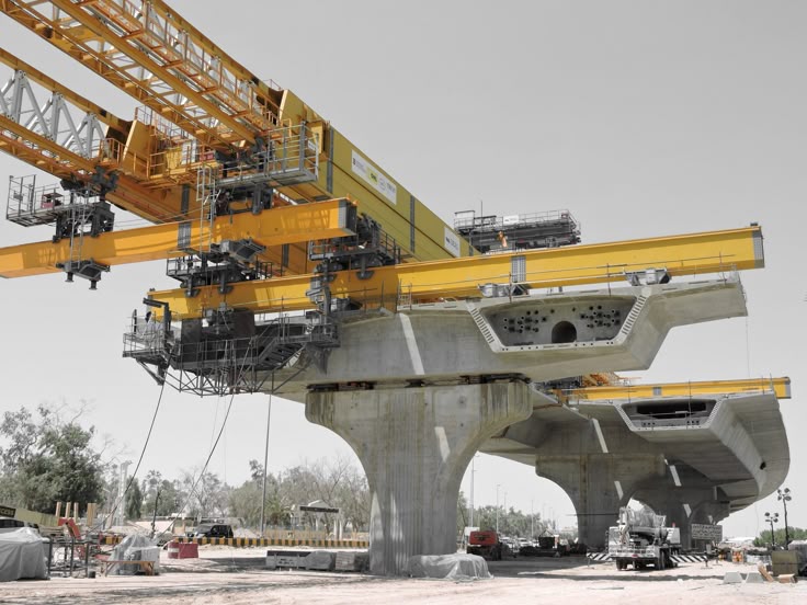 Precast beam production crane
